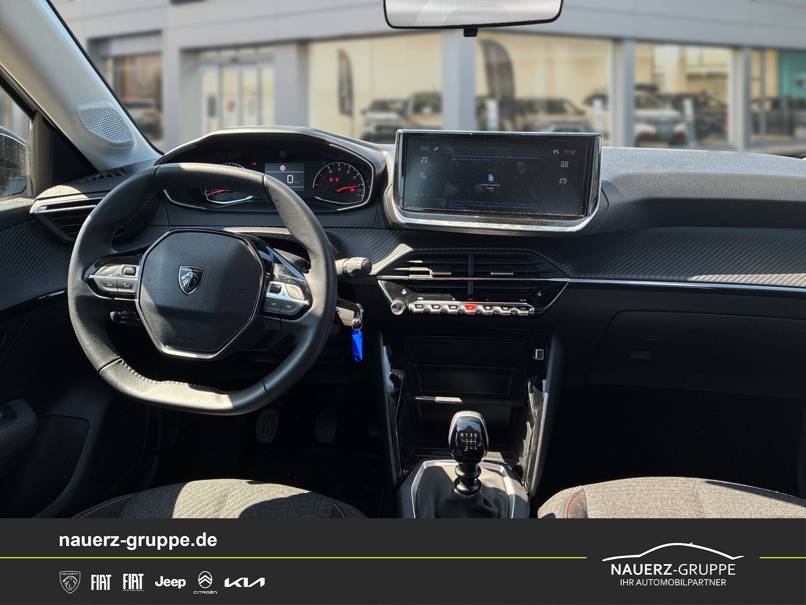 Fahrzeugabbildung Peugeot 208 Style PureTech 100
