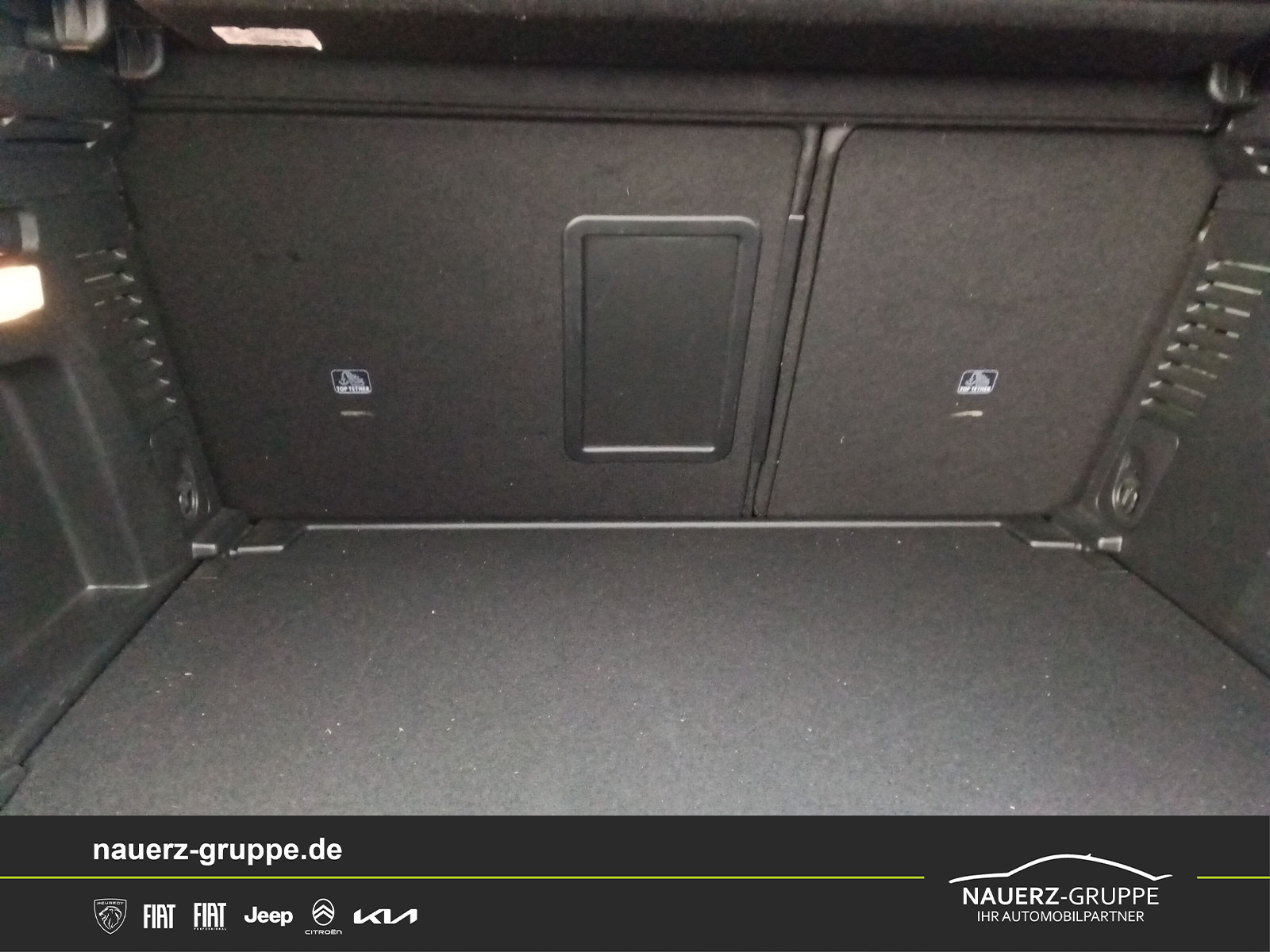 Fahrzeugabbildung Peugeot 3008 Allure Pack 130