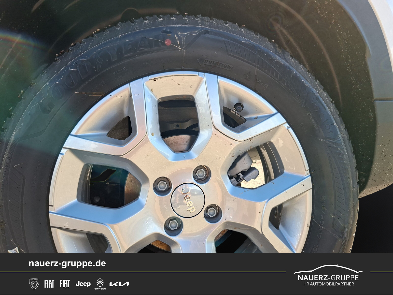 Fahrzeugabbildung Jeep Avenger Altitude Mild-Hybrid Sonderaktion - mit KI generiert/bearbeitet