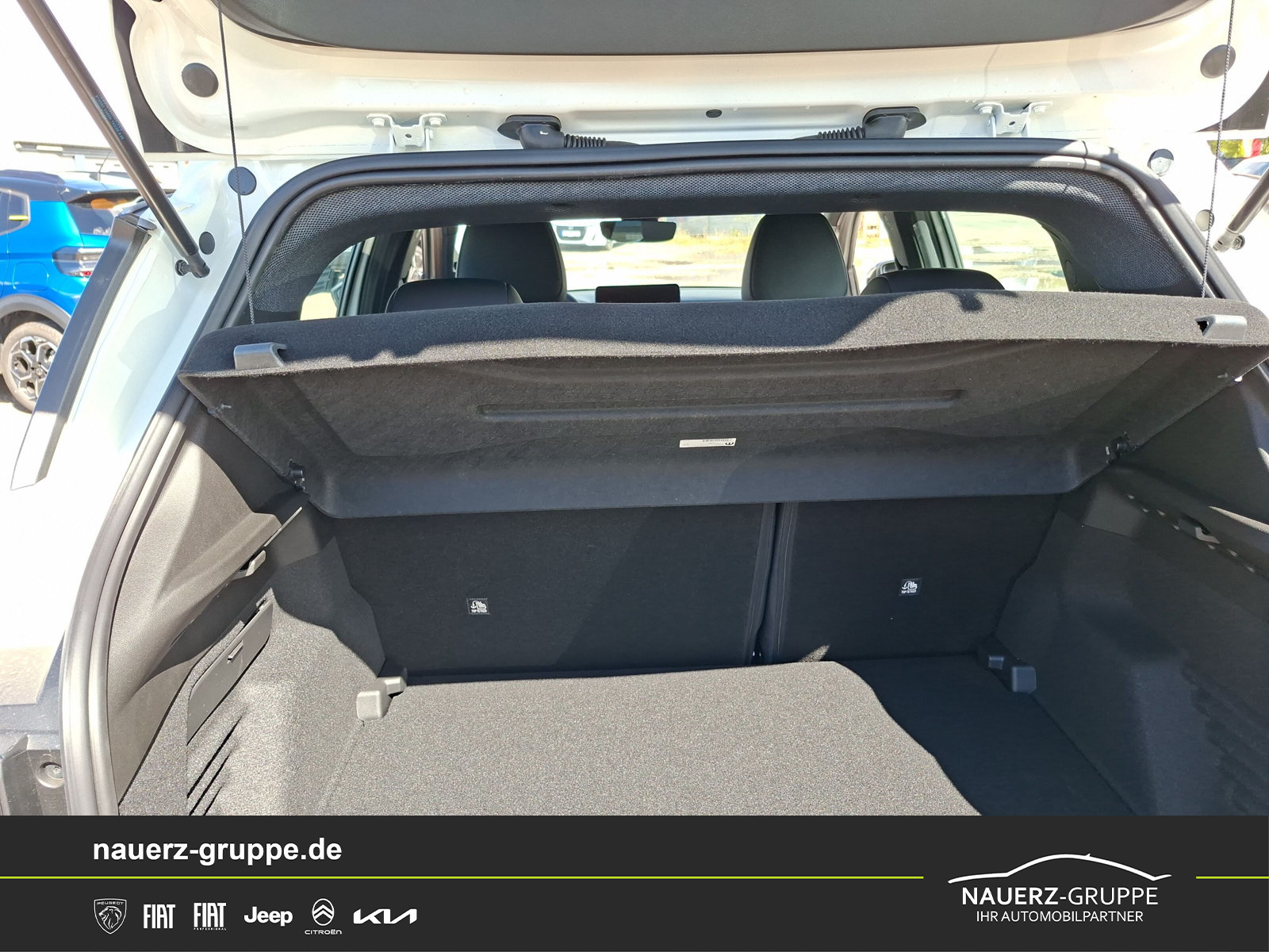 Fahrzeugabbildung Jeep Avenger Altitude Mild-Hybrid Sonderaktion - mit KI generiert/bearbeitet