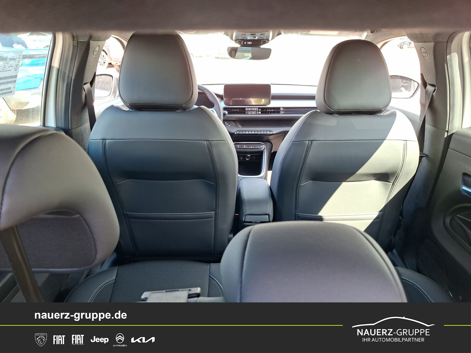 Fahrzeugabbildung Jeep Avenger Altitude Mild-Hybrid Sonderaktion - mit KI generiert/bearbeitet