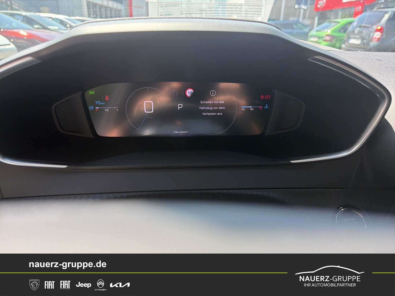 Fahrzeugabbildung Peugeot 2008 Hybrid 145 Allure