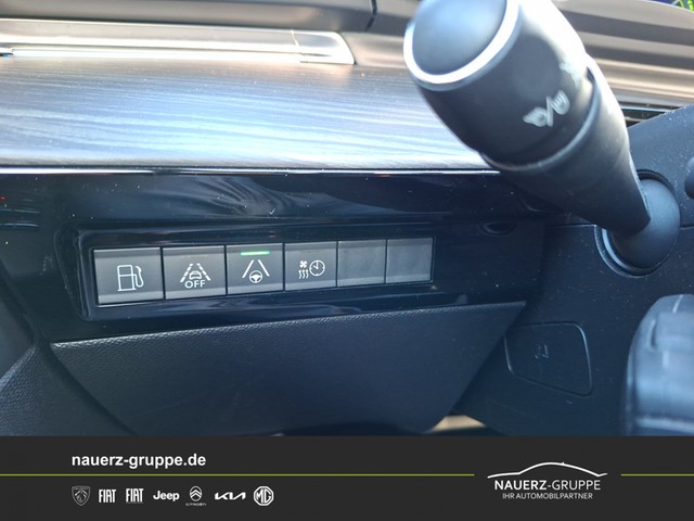 Fahrzeugabbildung Peugeot 508 GT Hybrid 225