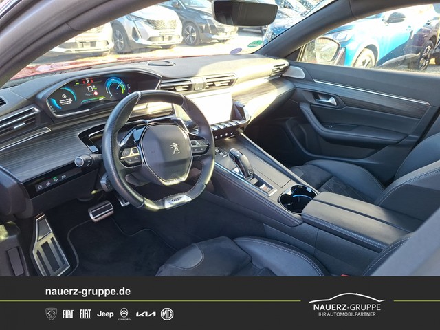 Fahrzeugabbildung Peugeot 508 GT Hybrid 225
