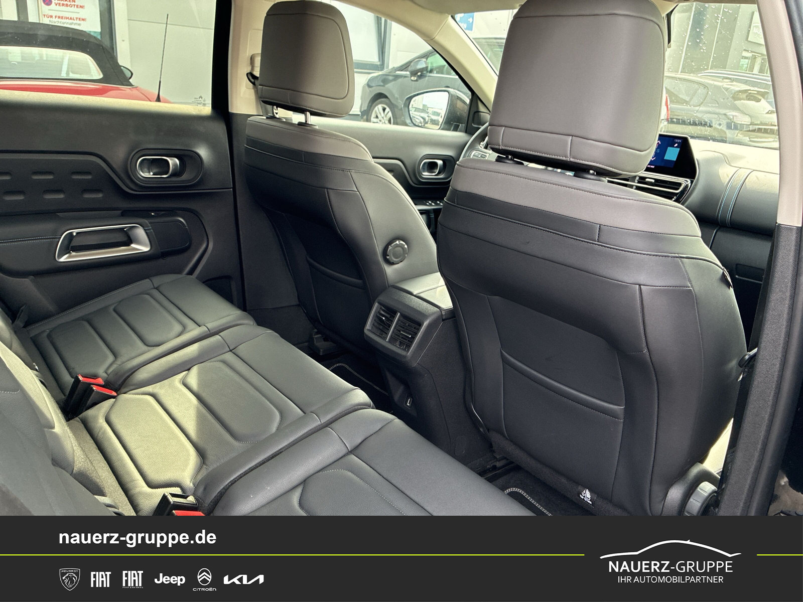 Fahrzeugabbildung Citroen C5 Aircross Shine Pack Plugin-Hybrid 225 - mit KI generiert/bearbeitet