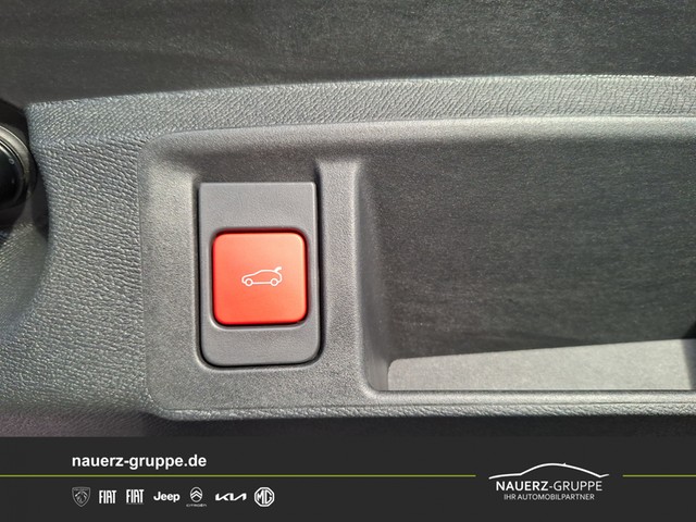 Fahrzeugabbildung Peugeot 308 SW GT Hybrid 145 e DSC 6