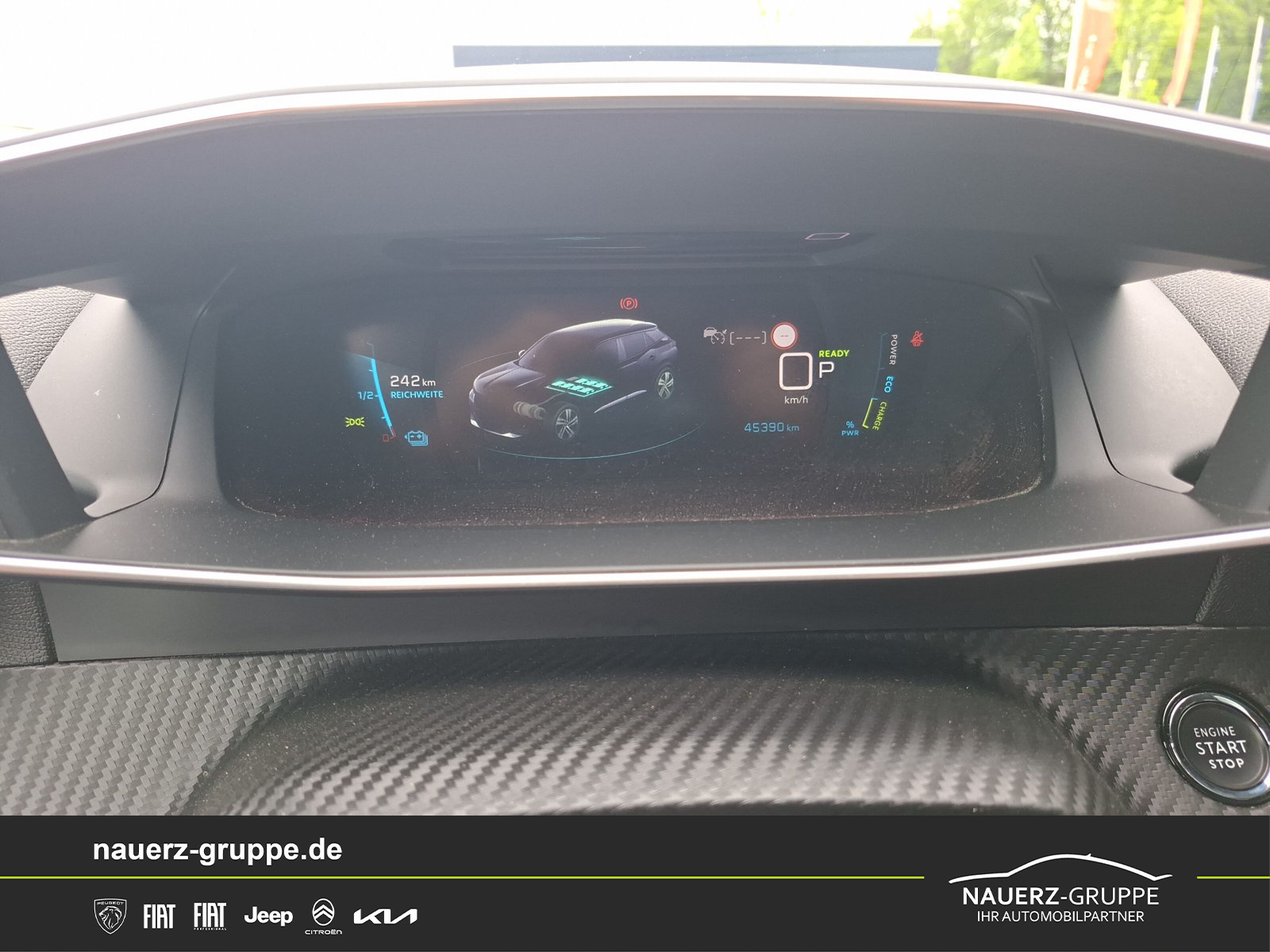 Fahrzeugabbildung Peugeot 2008 e- GT Pack 136