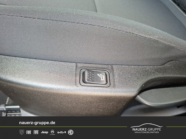 Fahrzeugabbildung Fiat Tipo Kombi Cross