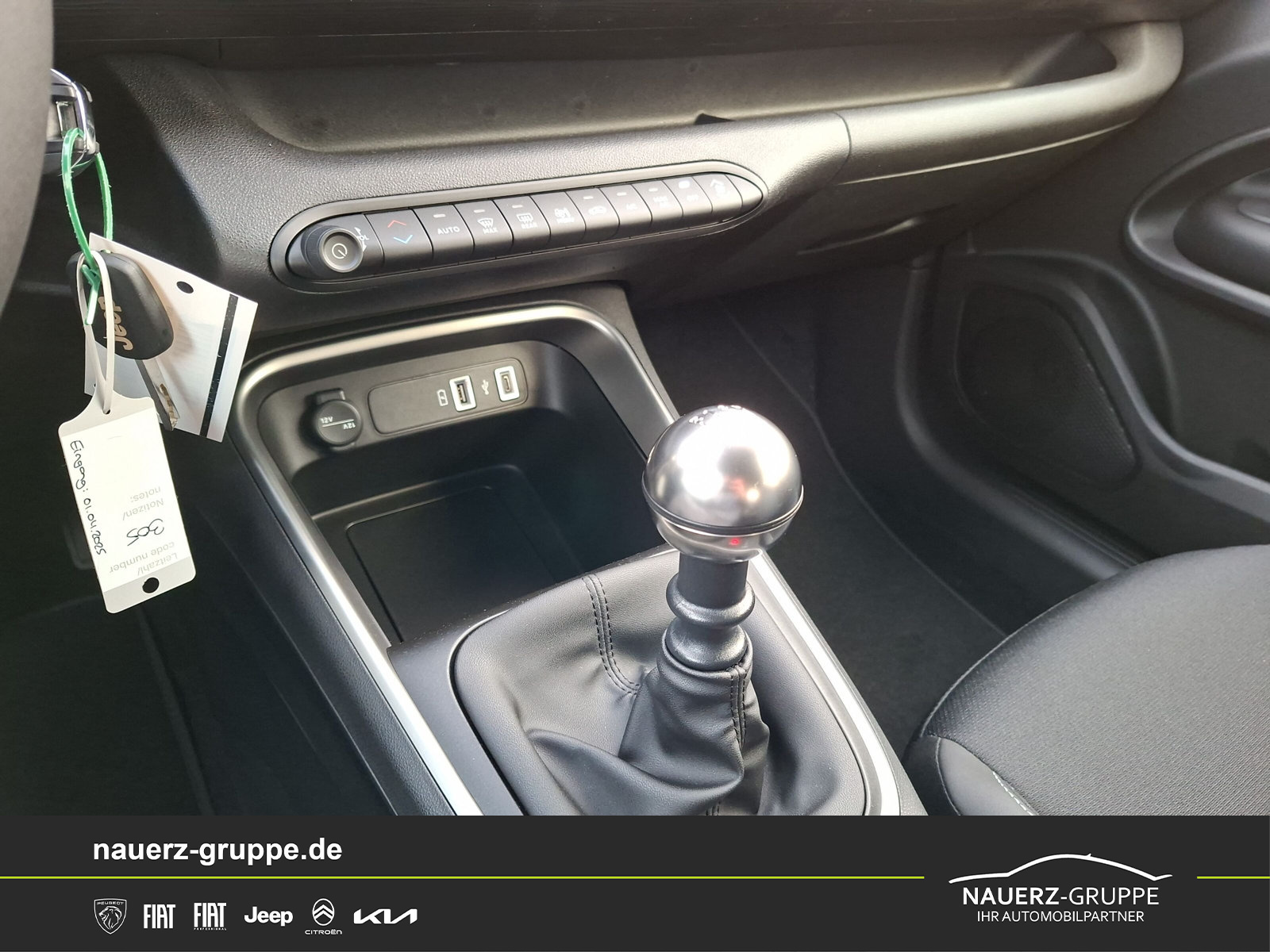 Fahrzeugabbildung Jeep Avenger Altitude