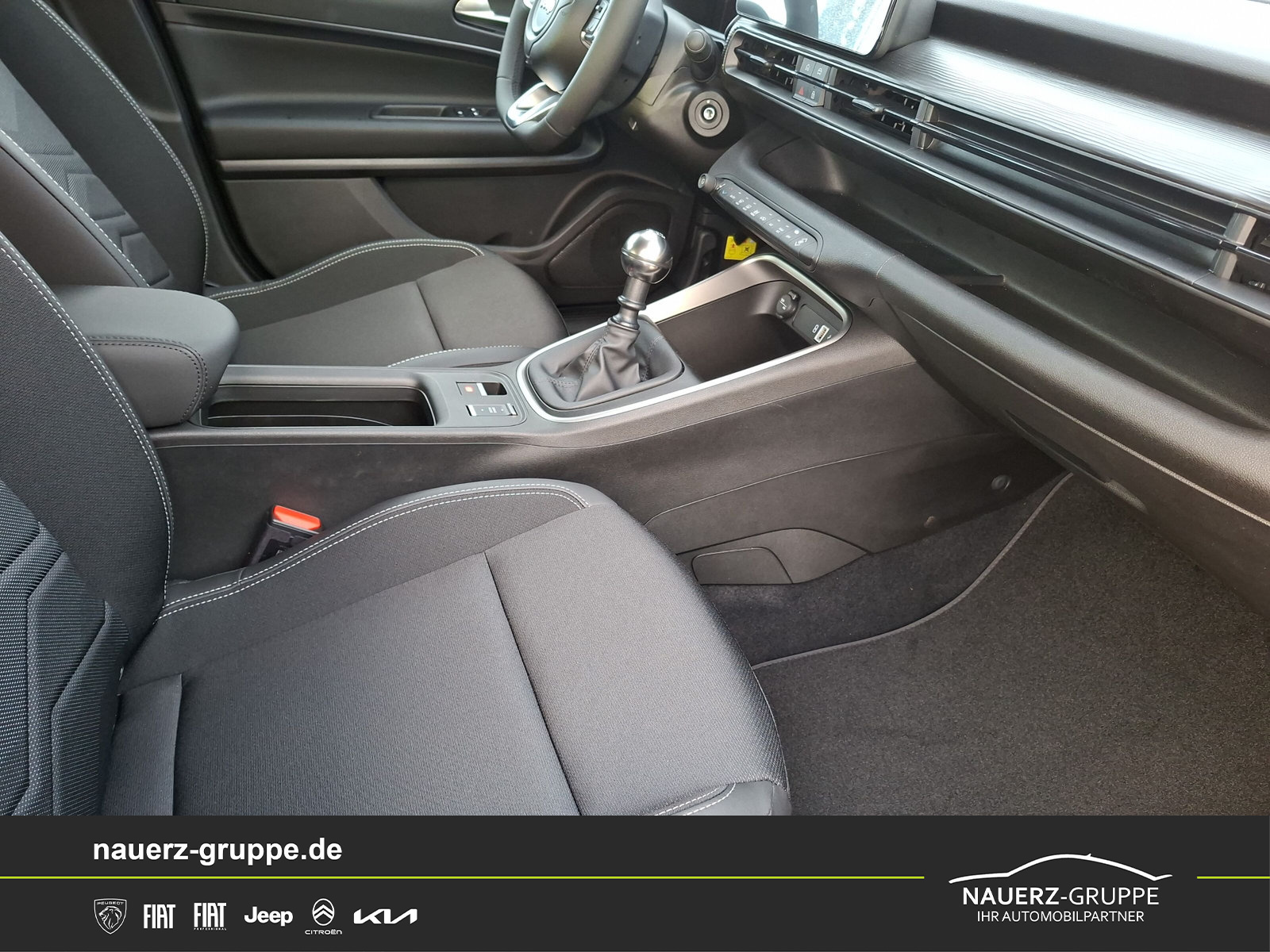 Fahrzeugabbildung Jeep Avenger Altitude