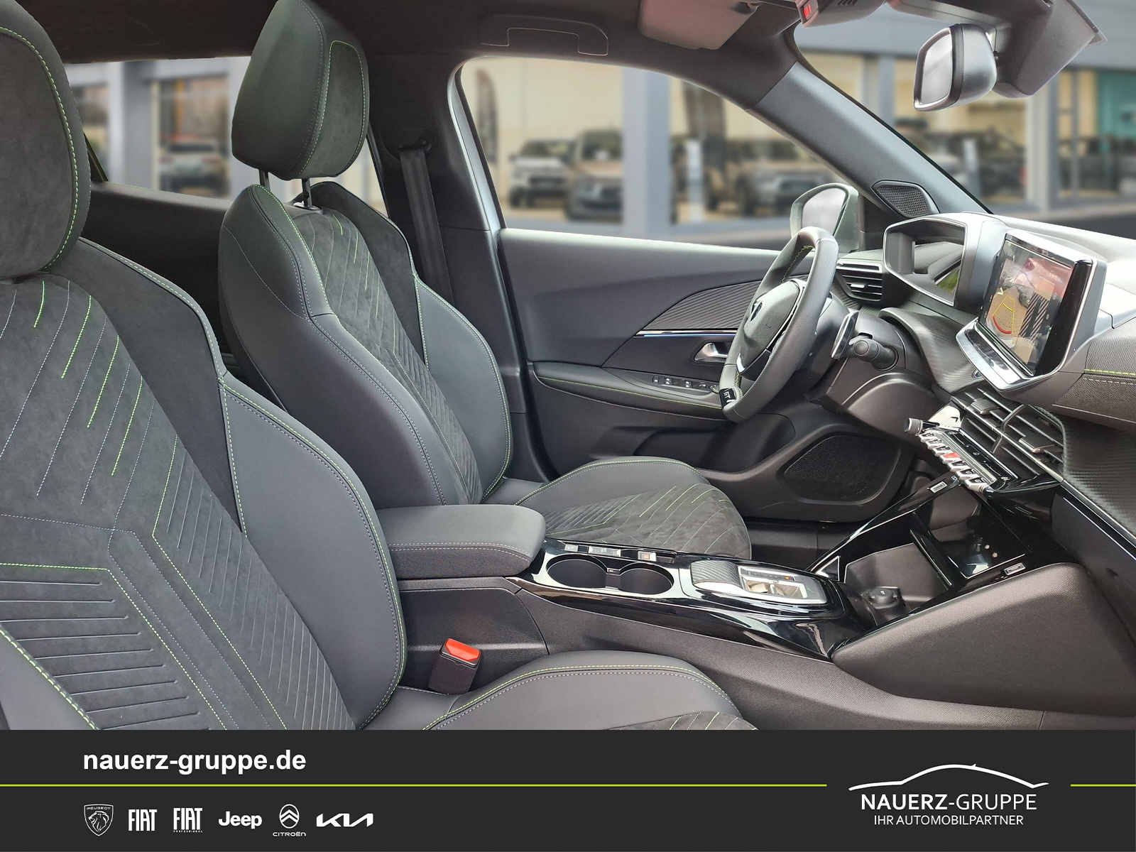 Fahrzeugabbildung Peugeot 2008 GT Hybrid 145 e DSC 6