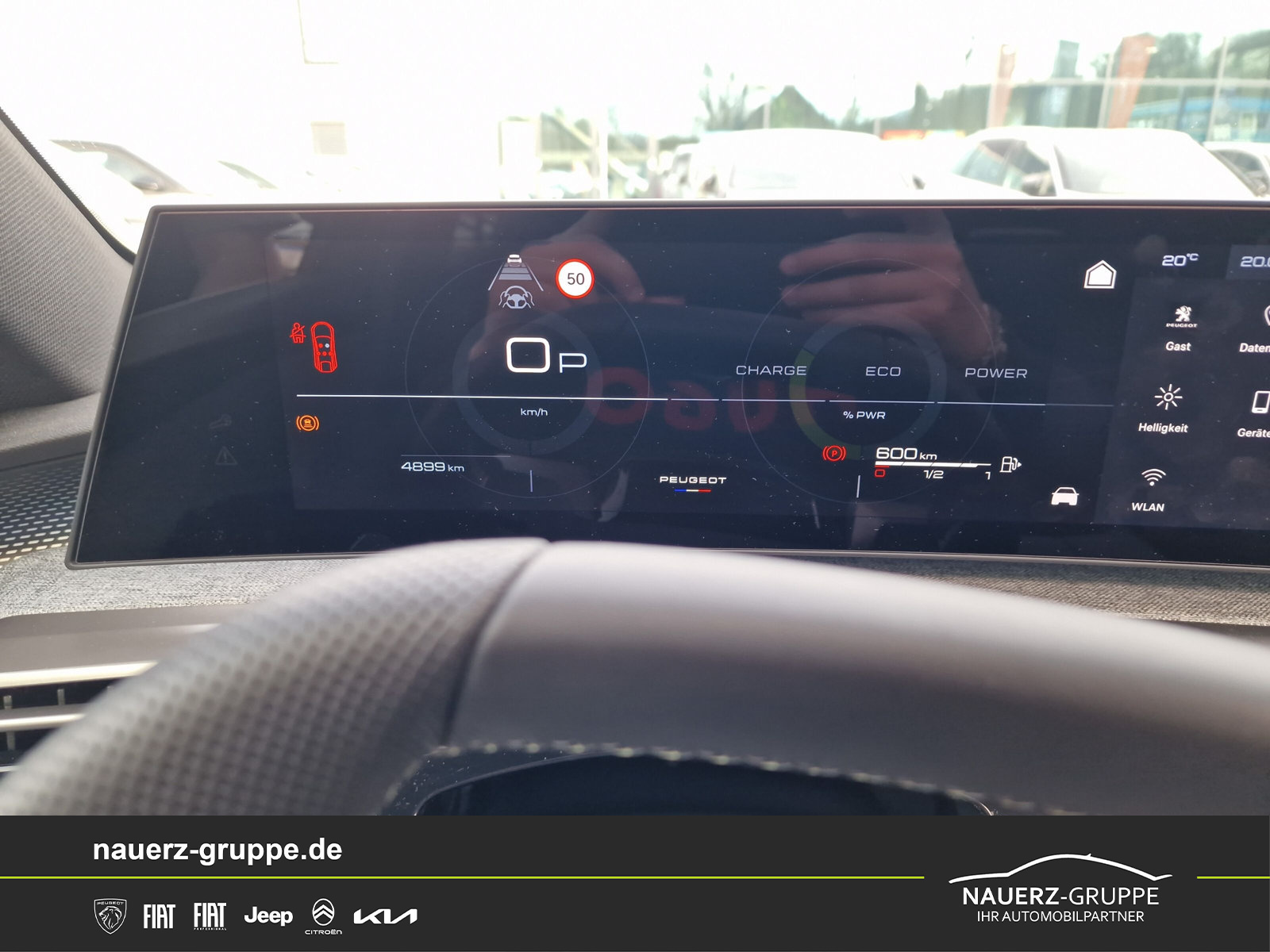 Fahrzeugabbildung Peugeot 3008 Hybrid 145 GT