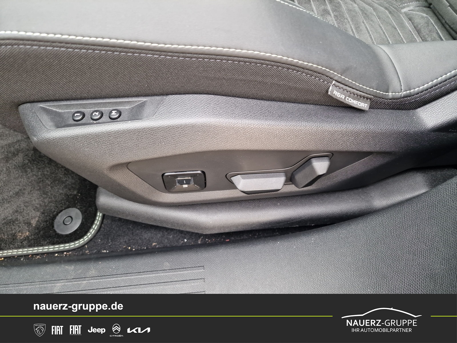 Fahrzeugabbildung Peugeot 3008 Hybrid 145 GT