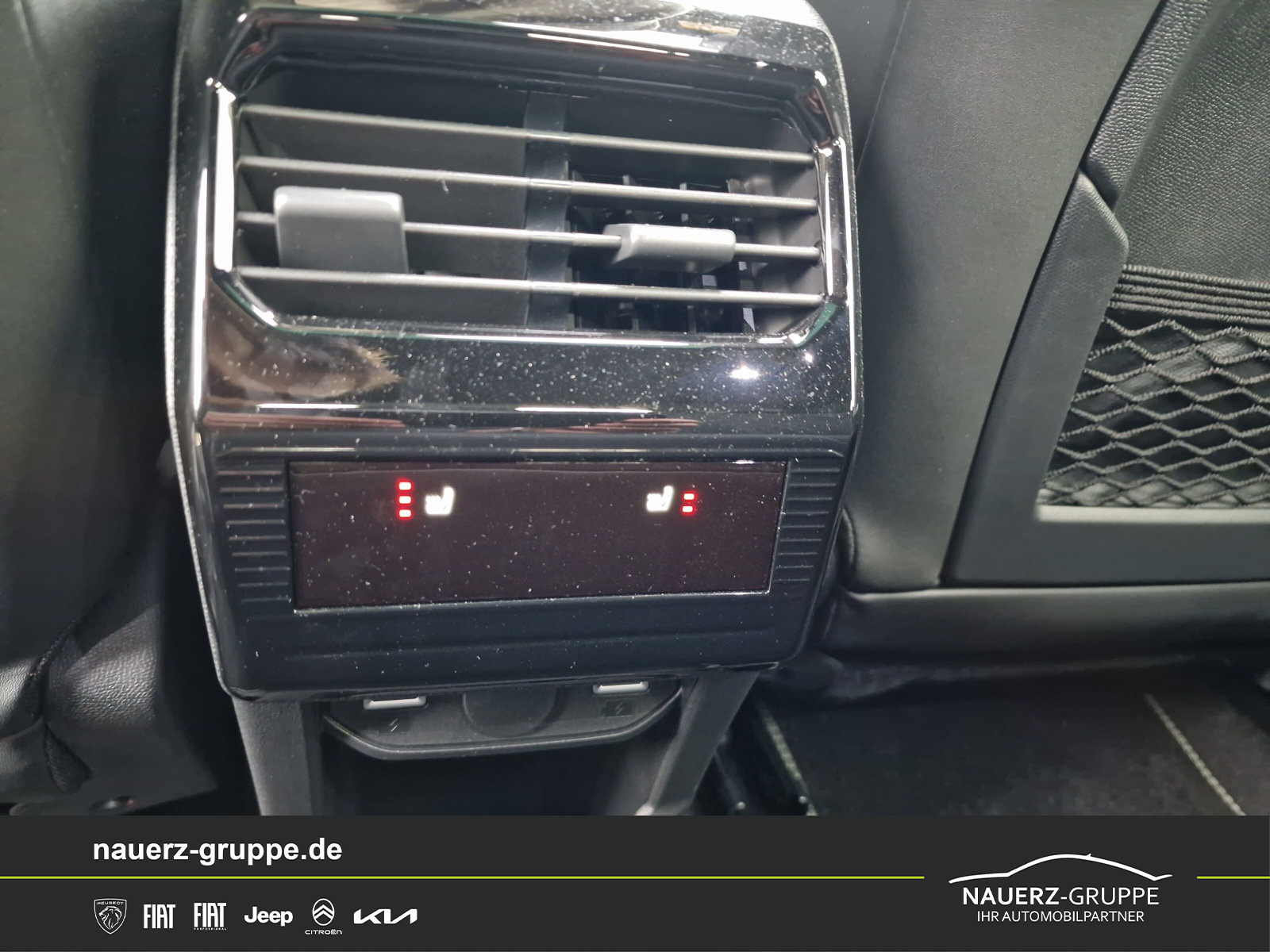 Fahrzeugabbildung Peugeot 3008 Hybrid 145 GT