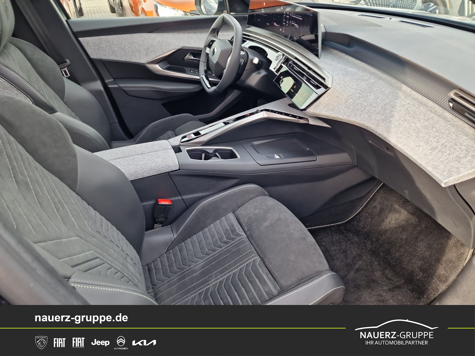 Fahrzeugabbildung Peugeot 3008 Hybrid 145 GT