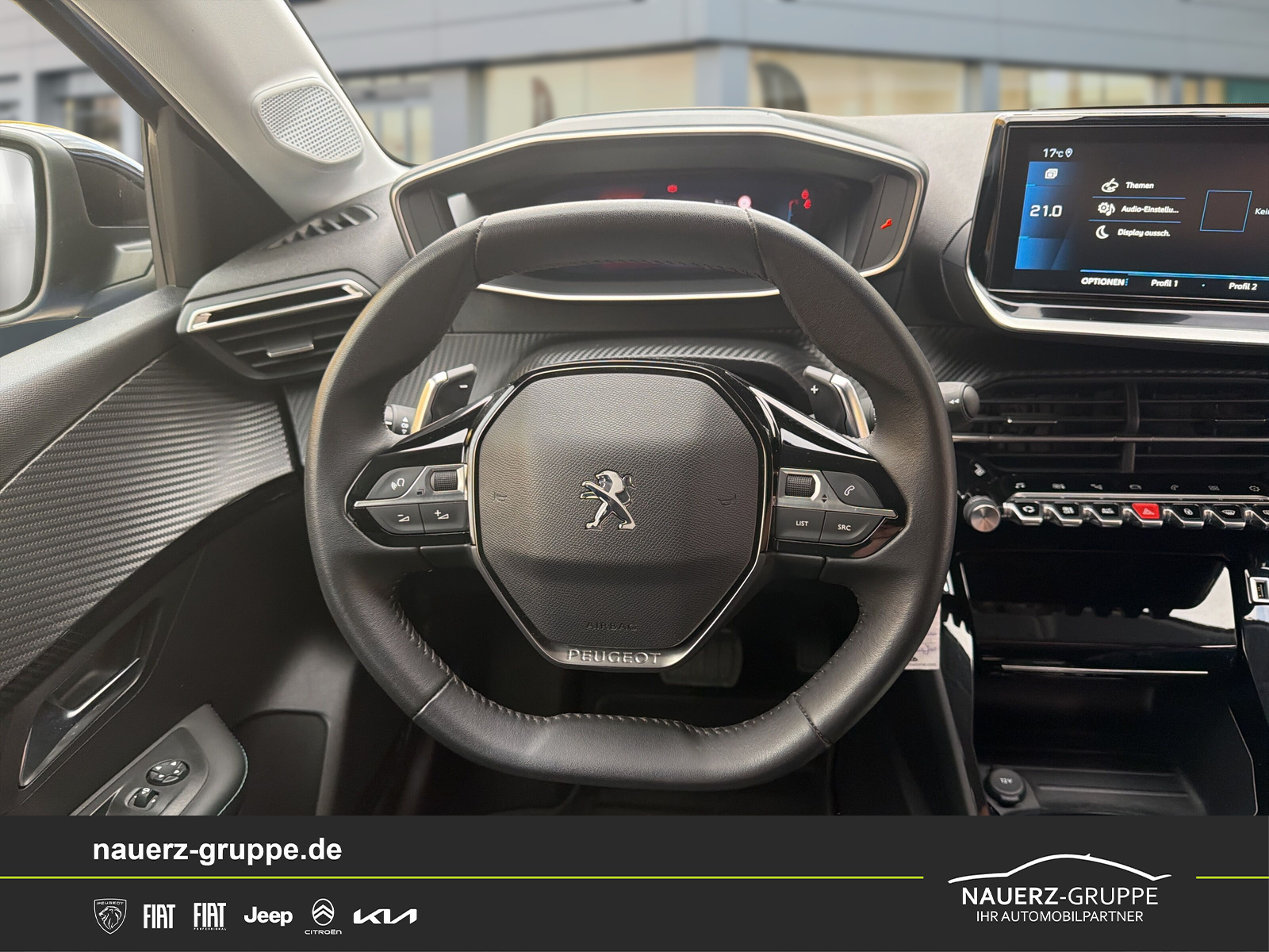 Fahrzeugabbildung Peugeot 208 1.2 PureTech 100 Allure Pack