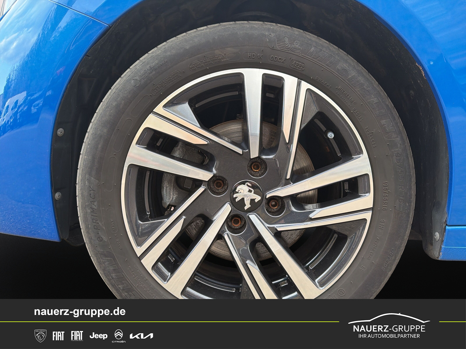 Fahrzeugabbildung Peugeot 208 1.2 PureTech 100 Allure Pack