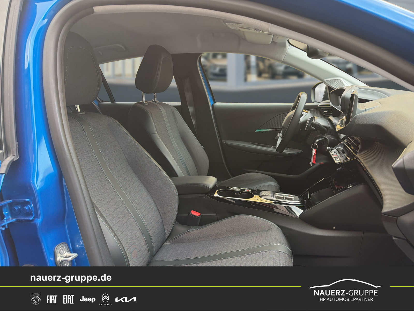 Fahrzeugabbildung Peugeot 208 1.2 PureTech 100 Allure Pack