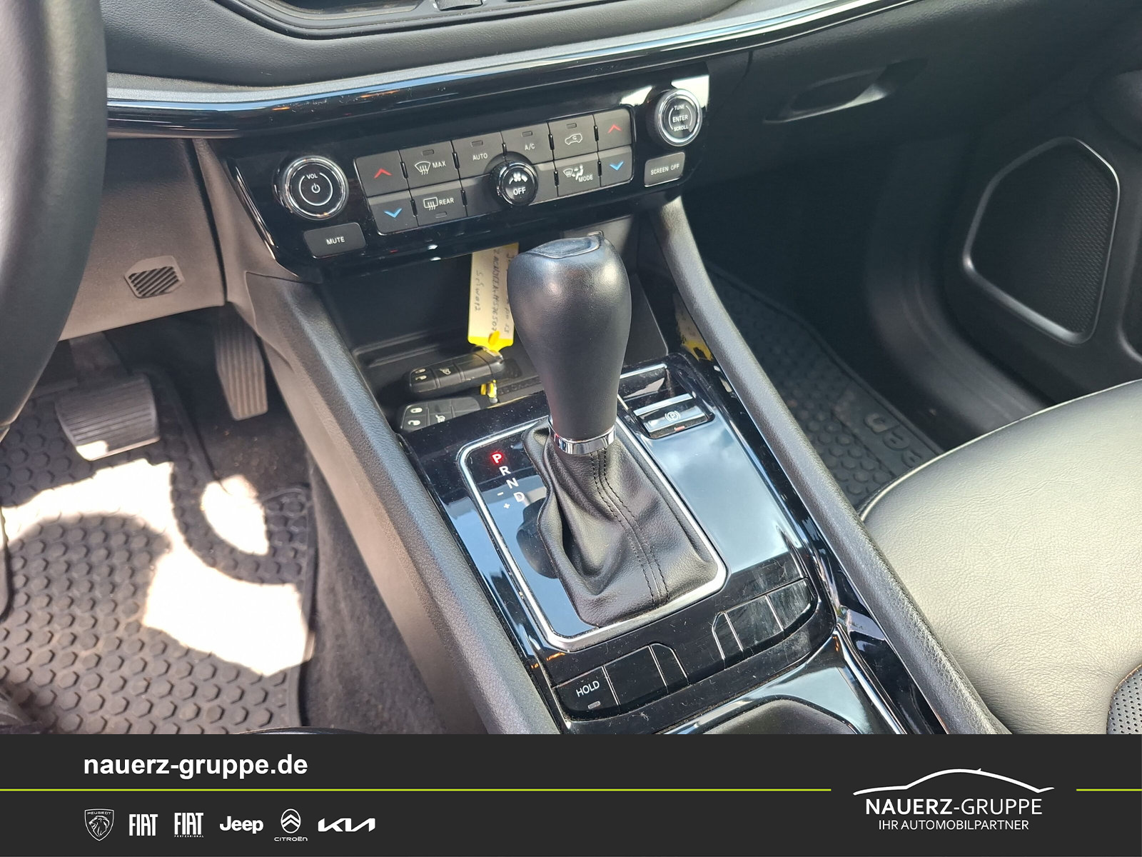 Fahrzeugabbildung Jeep Compass S Mild-Hybrid FWD