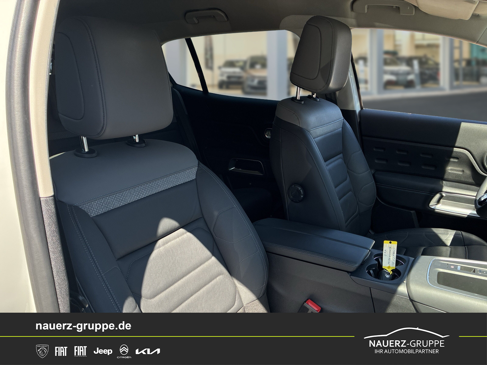 Fahrzeugabbildung Citroen C5 Aircross Shine 130 EAT8 - mit KI generiert/bearbeitet