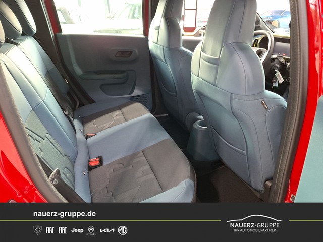 Fahrzeugabbildung Fiat Grande Panda Elektro 83 kW Red