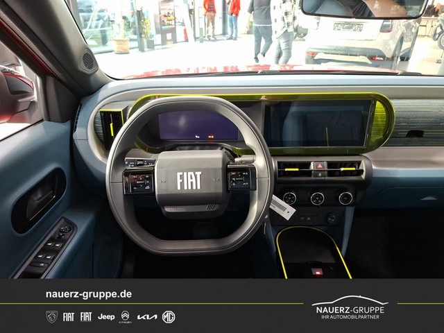 Fahrzeugabbildung Fiat Grande Panda Elektro 83 kW Red