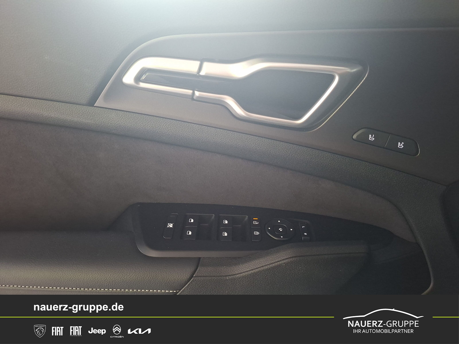 Fahrzeugabbildung Kia Sportage GT-Line 4WD 1.6 T - mit KI generiert/bearbeitet