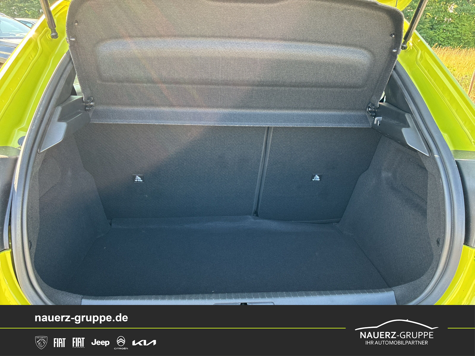 Fahrzeugabbildung Peugeot 208 Active PureTech 75