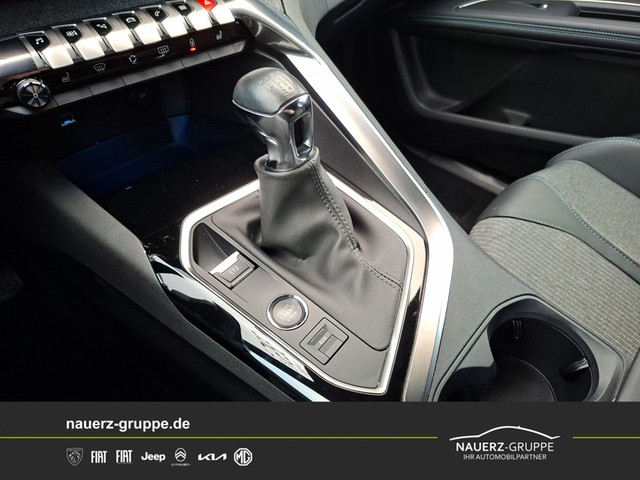 Fahrzeugabbildung Peugeot 3008 Allure Pack PureTech 130
