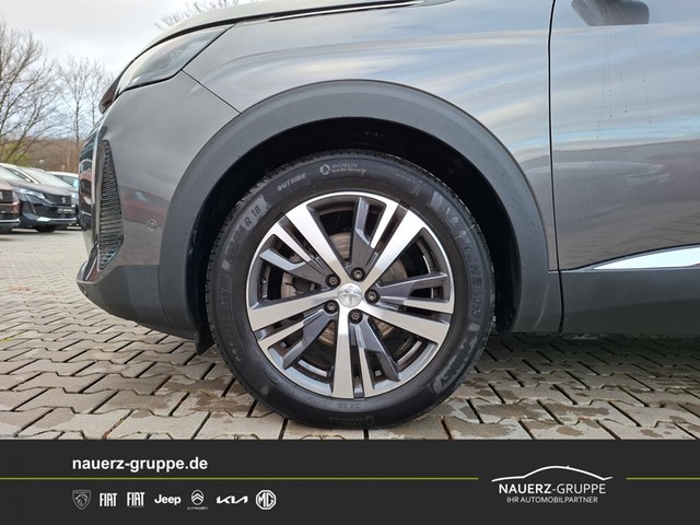 Fahrzeugabbildung Peugeot 3008 Allure Pack PureTech 130