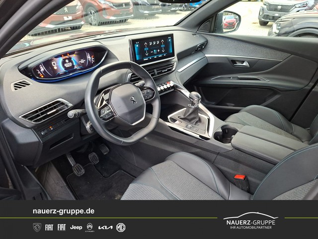 Fahrzeugabbildung Peugeot 3008 Allure Pack PureTech 130
