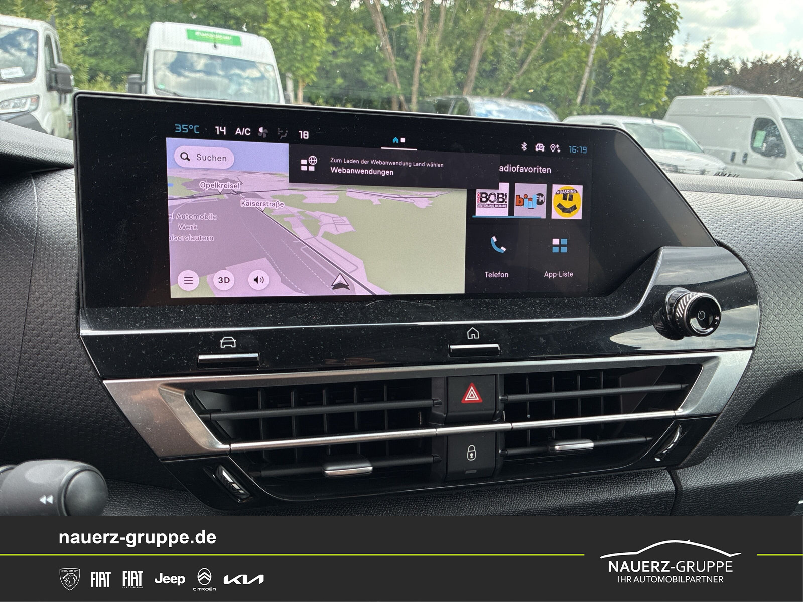 Fahrzeugabbildung Citroen C4 Max 130 NAVI SHZ Leder