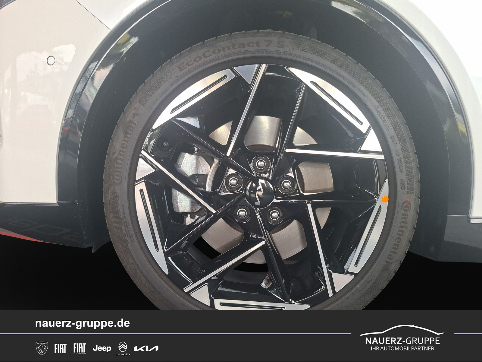 Fahrzeugabbildung Kia K4 Sportswagon 1.6 T-GDI 132 kW GT-Line - mit KI generiert/bearbeitet