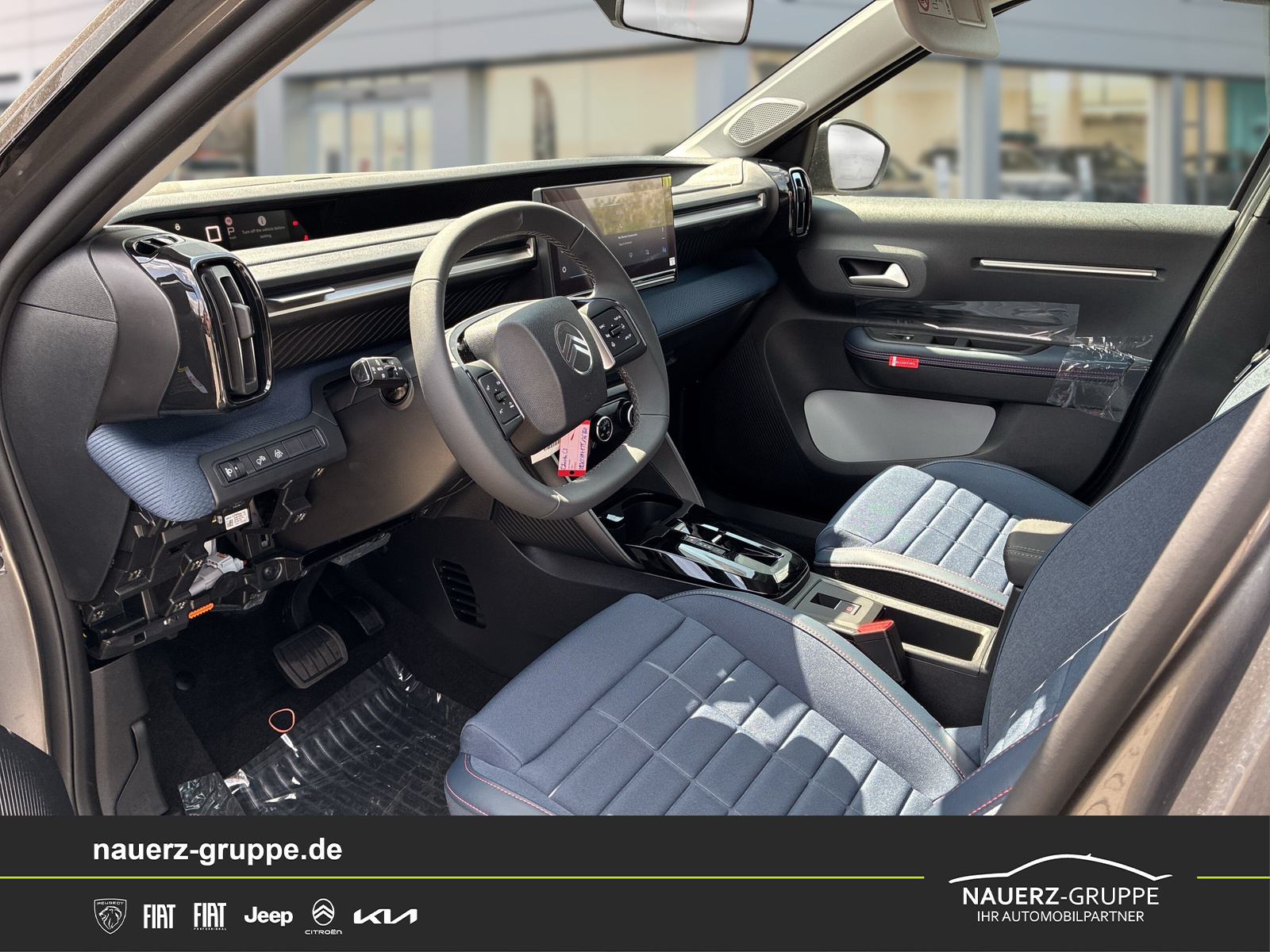 Fahrzeugabbildung Citroen C3 Hybrid 110 COLLECTION - mit KI generiert/bearbeitet
