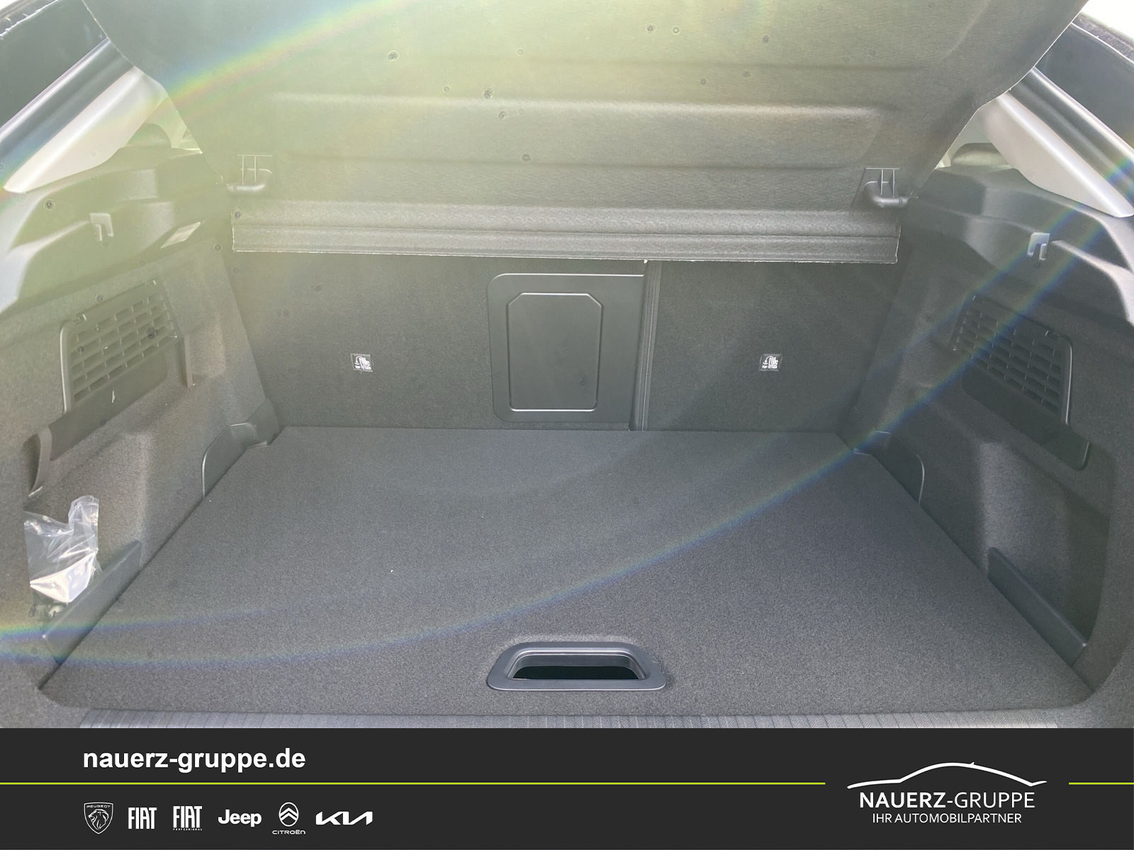 Fahrzeugabbildung Citroen C4 Max NAVI SHZ Leder