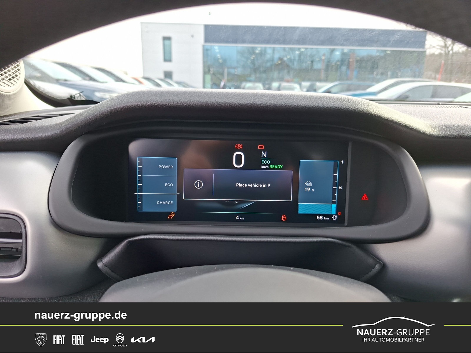 Fahrzeugabbildung Jeep Avenger E Altitude Electric