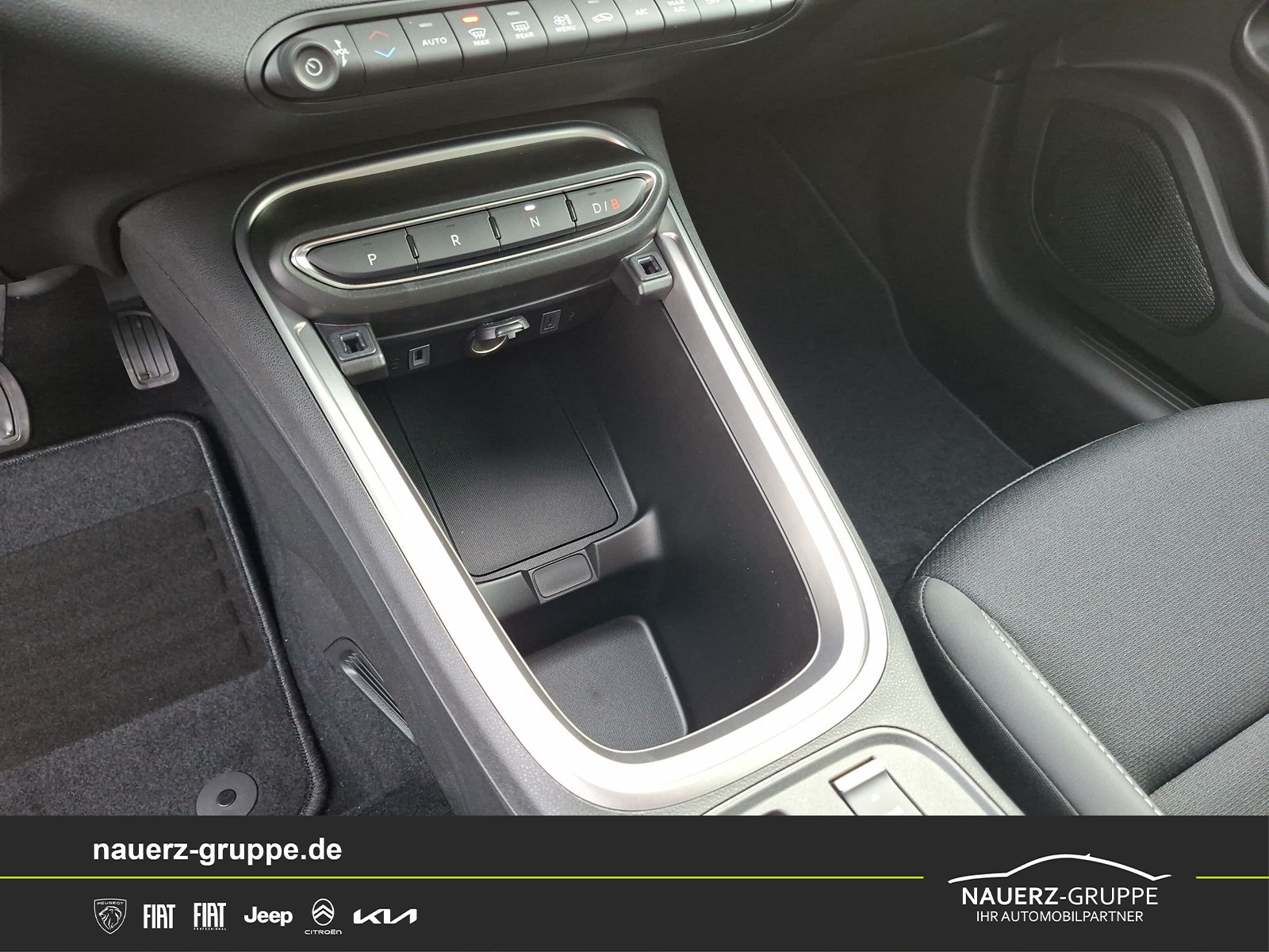 Fahrzeugabbildung Jeep Avenger E Altitude Electric