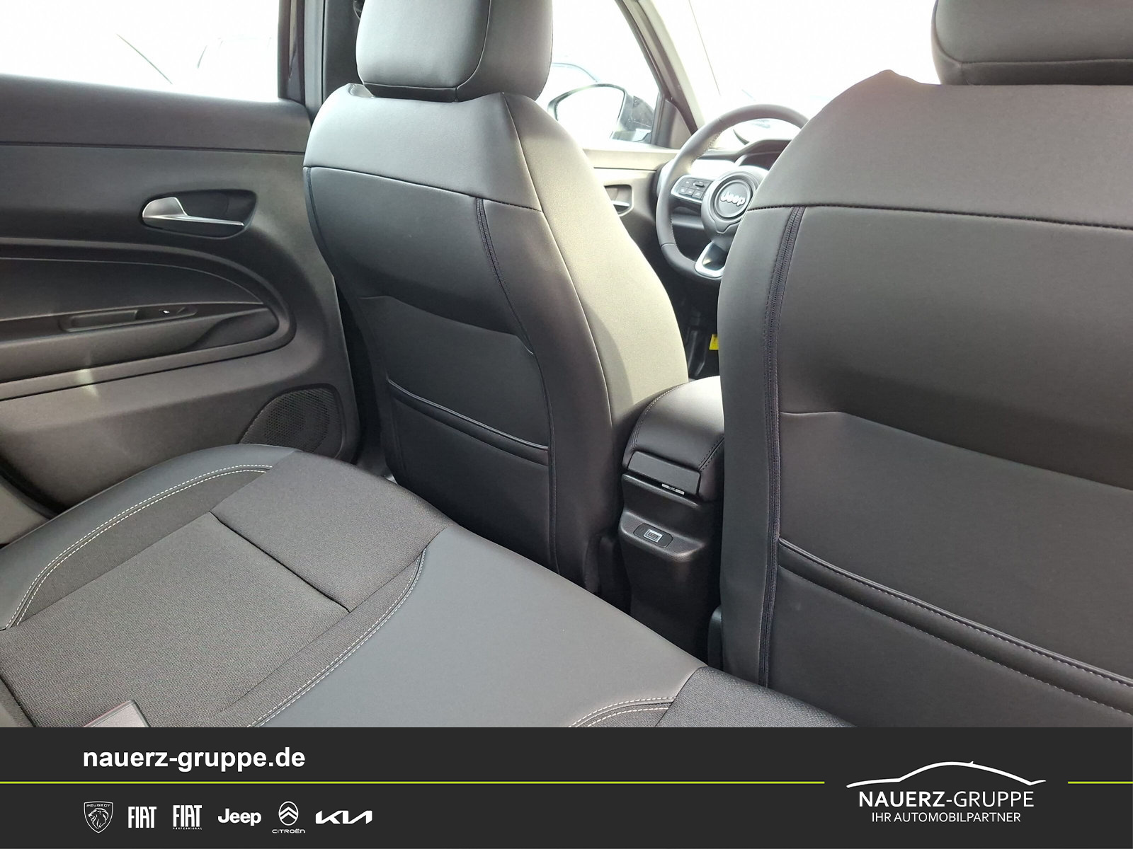 Fahrzeugabbildung Jeep Avenger E Altitude Electric