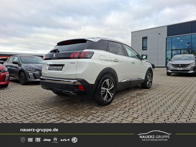 Fahrzeugabbildung Peugeot 3008 Hybrid 225 GT