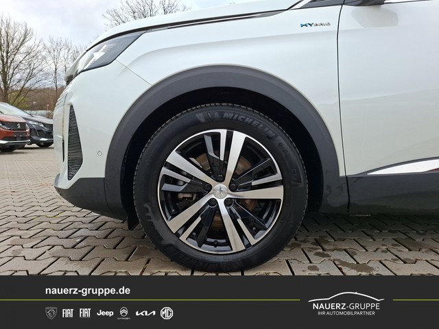 Fahrzeugabbildung Peugeot 3008 Hybrid 225 GT